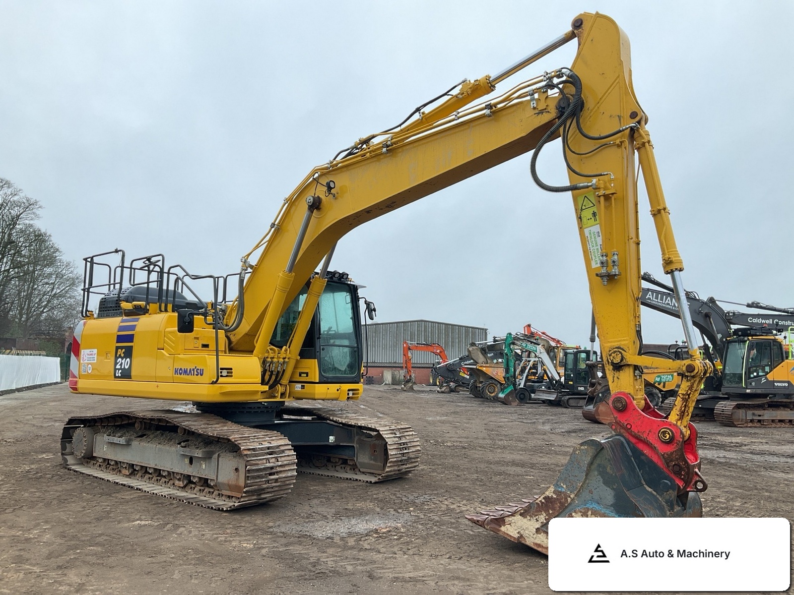 Usato Komatsu PC210LC-11E0 2024 escavatori cingolati in vendita, 1,857h