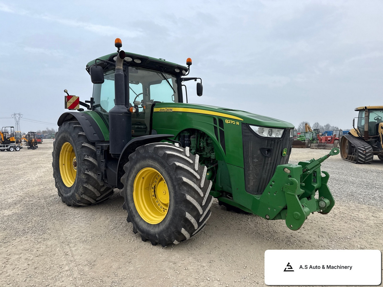 Usato John Deere 8270R 2014 trattori sopra 100cv in vendita, 12,317h