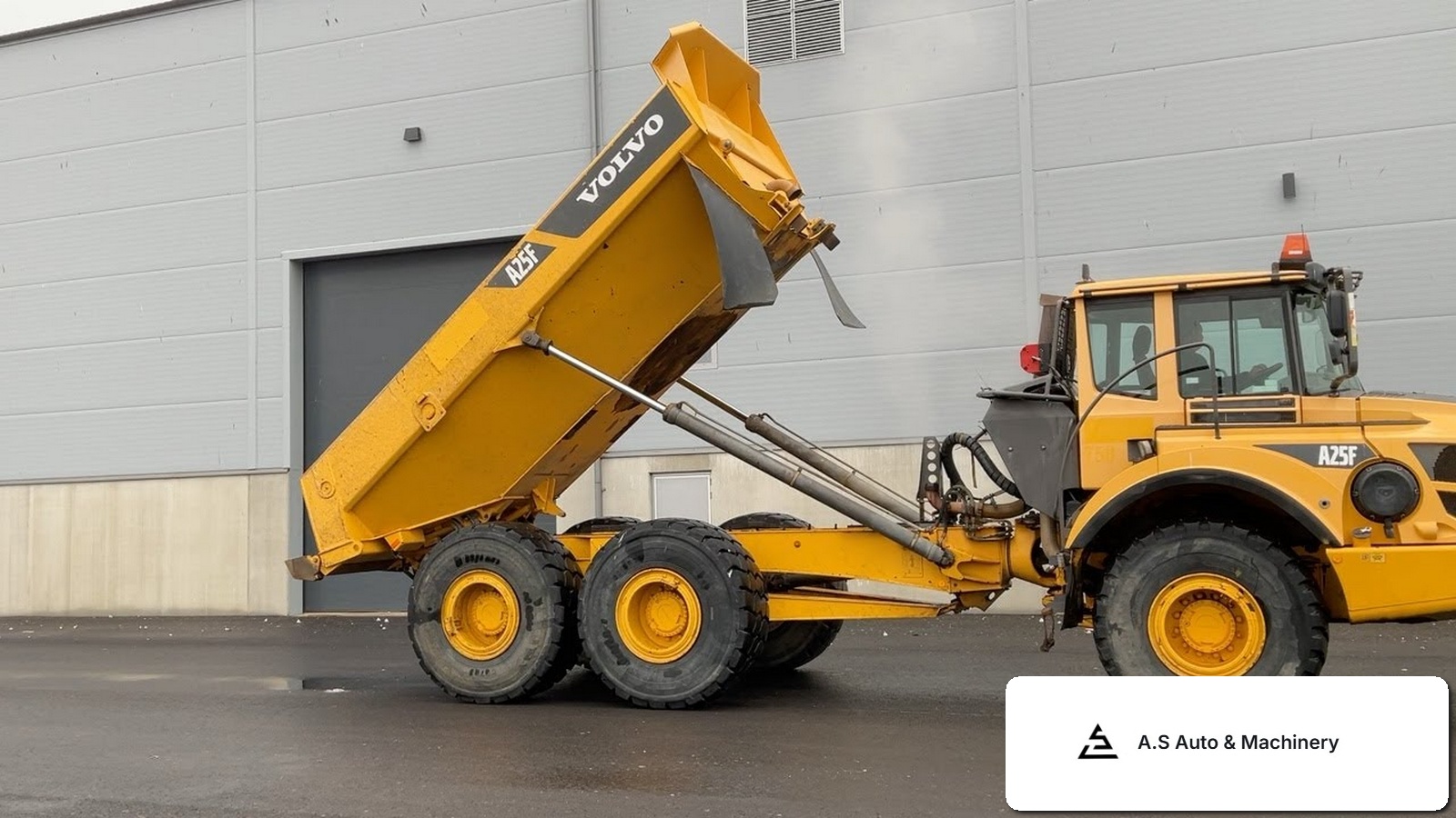 Usato Volvo A25F 2013 dumper in vendita, 15,060h