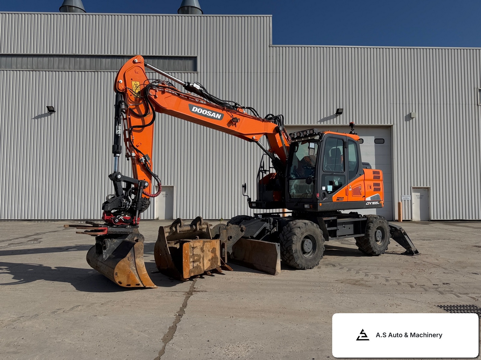 Usato Doosan DX165W-5 2021 escavatori gommati in vendita, 4,758h