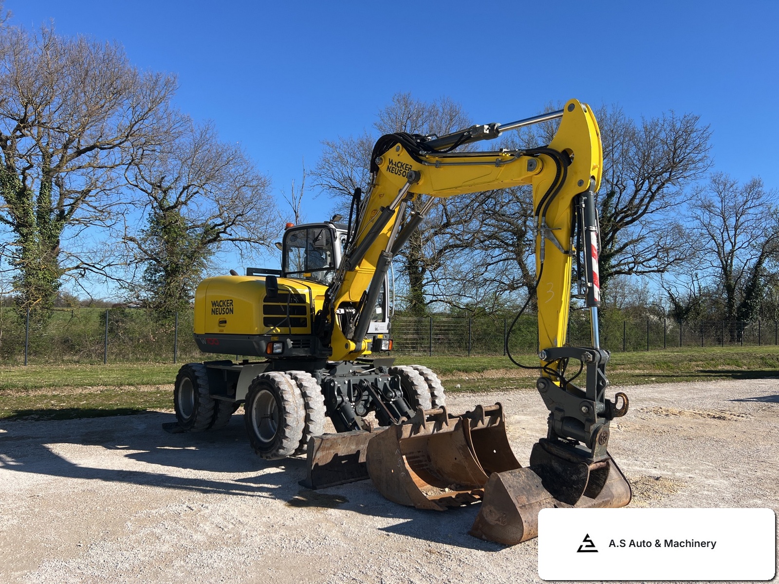 Usato Wacker Neuson EW100 2019 escavatori gommati in vendita, 6,695h