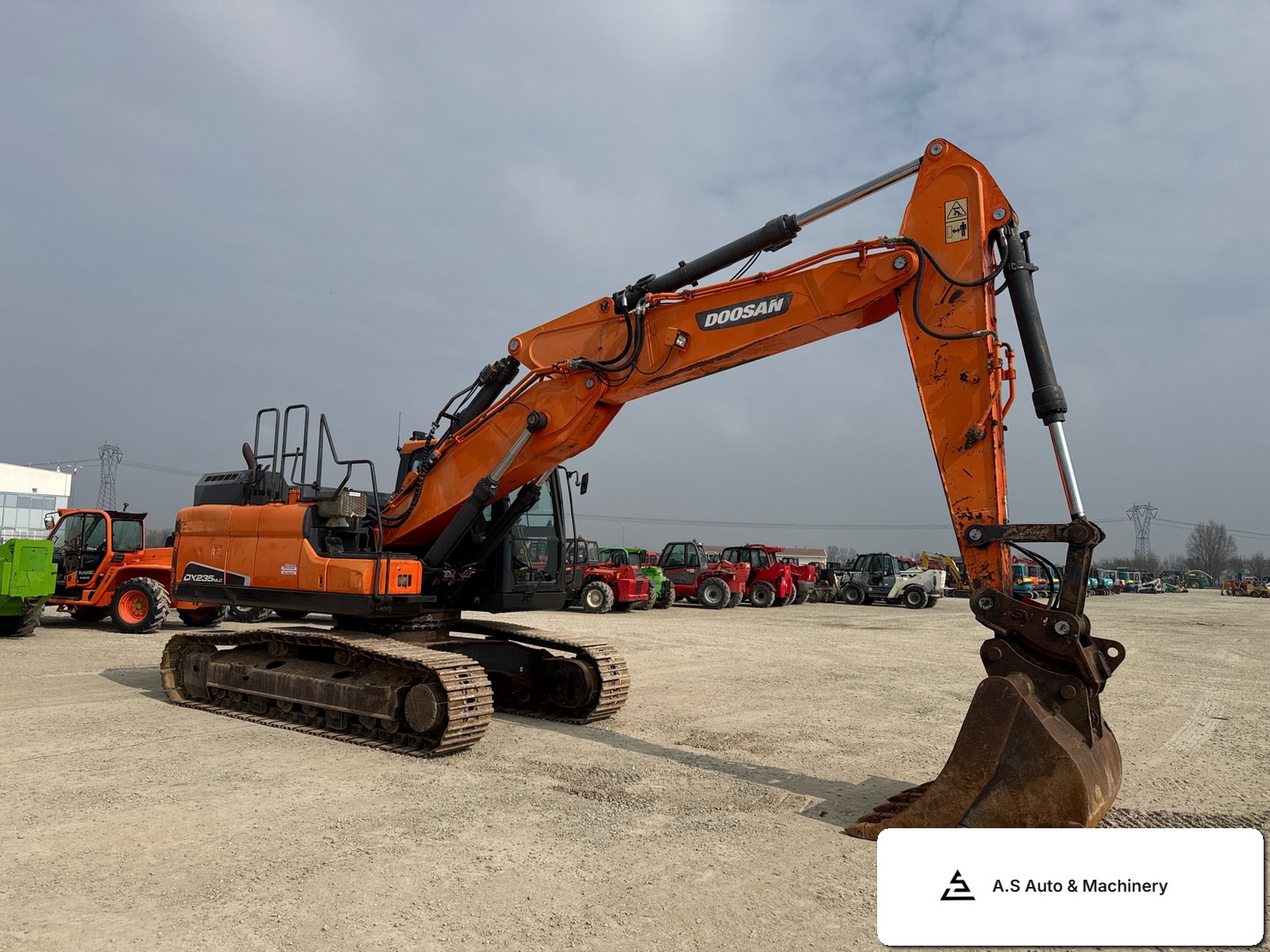 Gebruikt Doosan DX235NLC-5 2015 mini excavators te koop, 10,297h