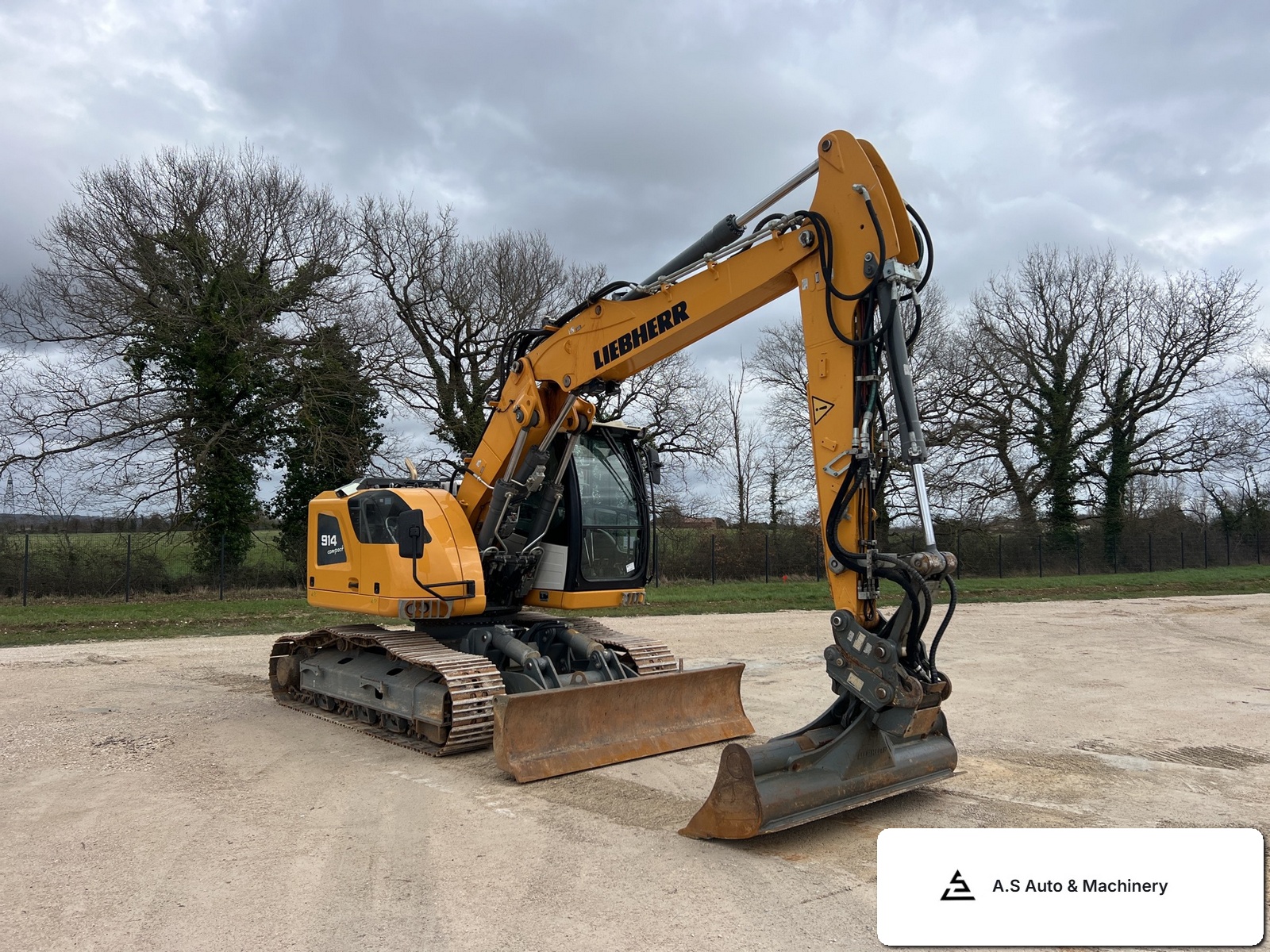 Usato Liebherr R914 Compact S 2021 escavatori cingolati in vendita, 2,496h