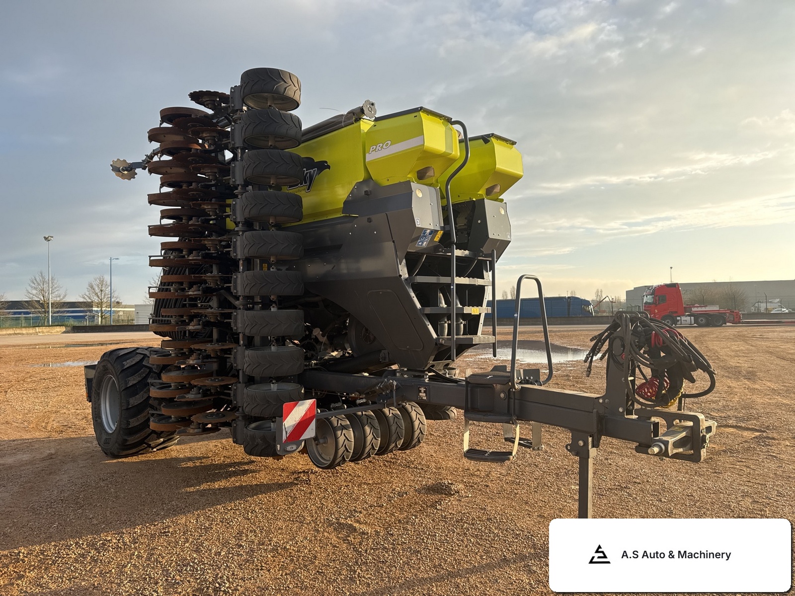 Usado Sky Agriculture Easy Drill HD Pro 2022 otros equipos en venta, 300h